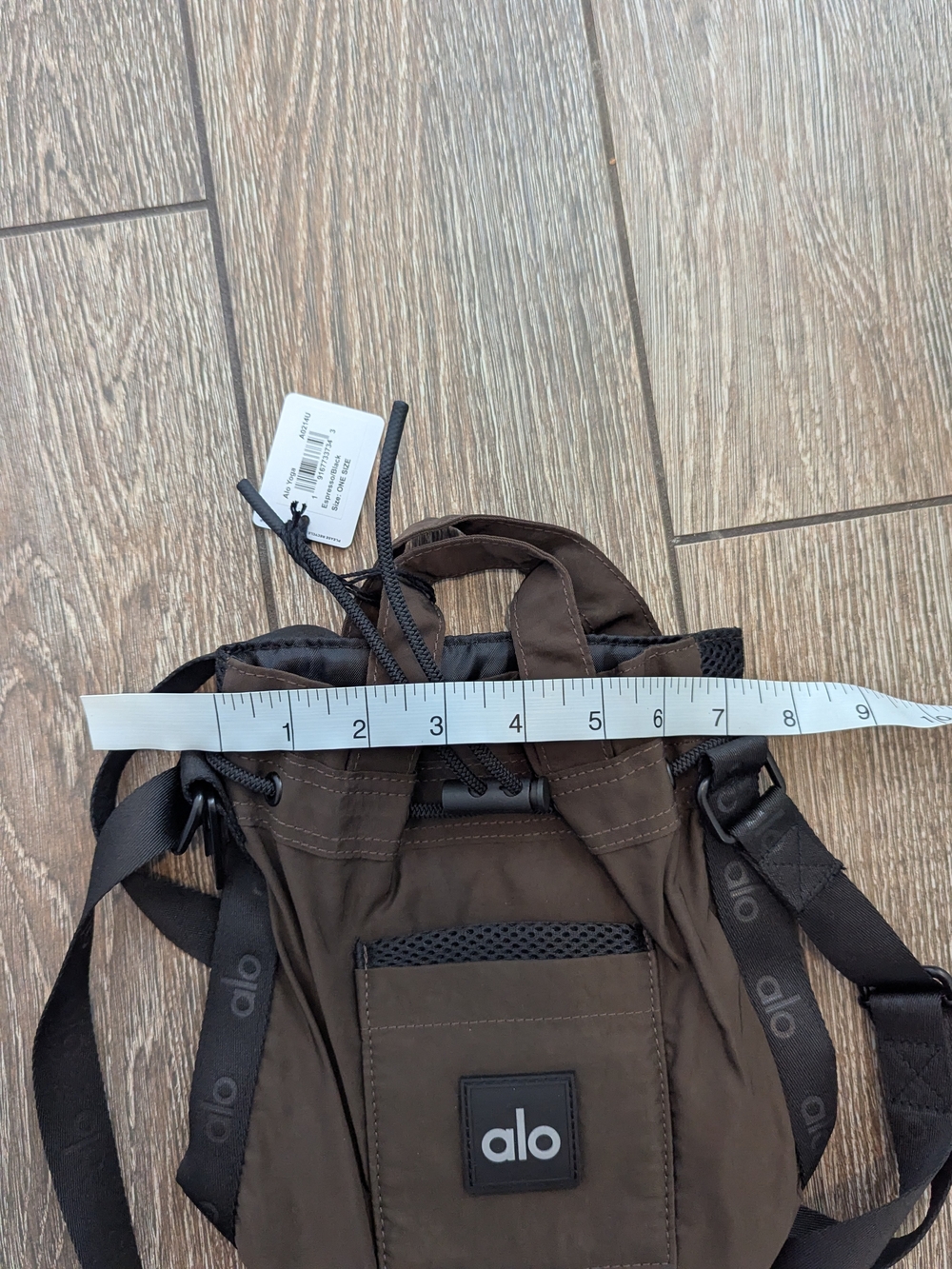 ALO Yoga Crossbody Bucket Bag Utility Espresso Black Athletic Purse - Picture 8 of 8